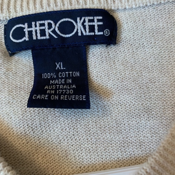 Sweater !!! - Picture 2 of 3